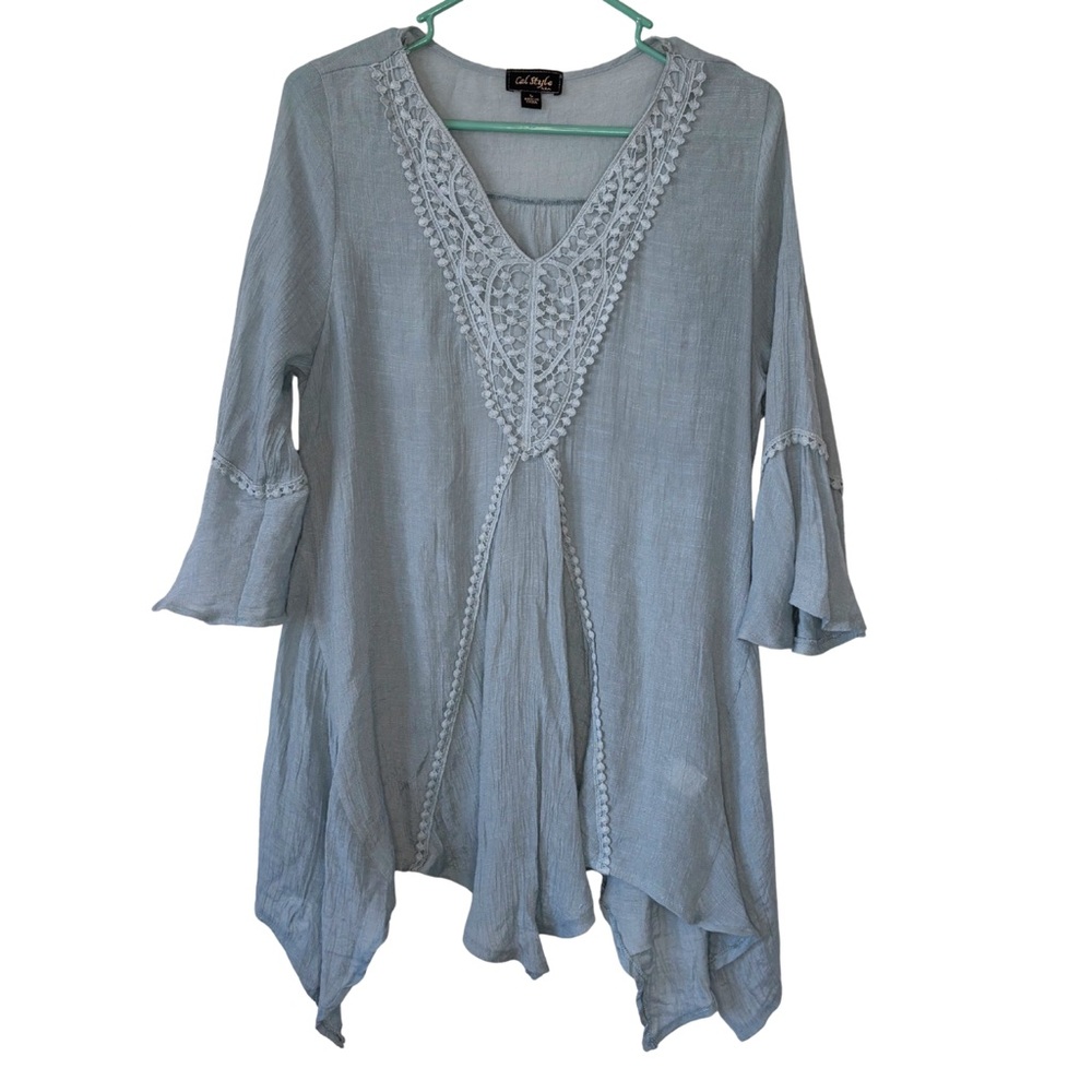 3/$20 Cal Style Blue Tunic with Crochet Details